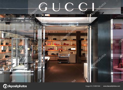 gucci scottsdale photos.